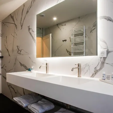 Hotel Chateau De Roques Teilhet (Ariege)