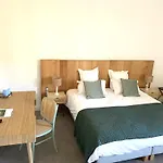Chateau De Roques 3*
