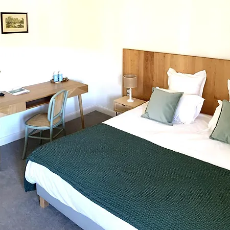 Hotell Chateau De Roques Teilhet (Ariege)