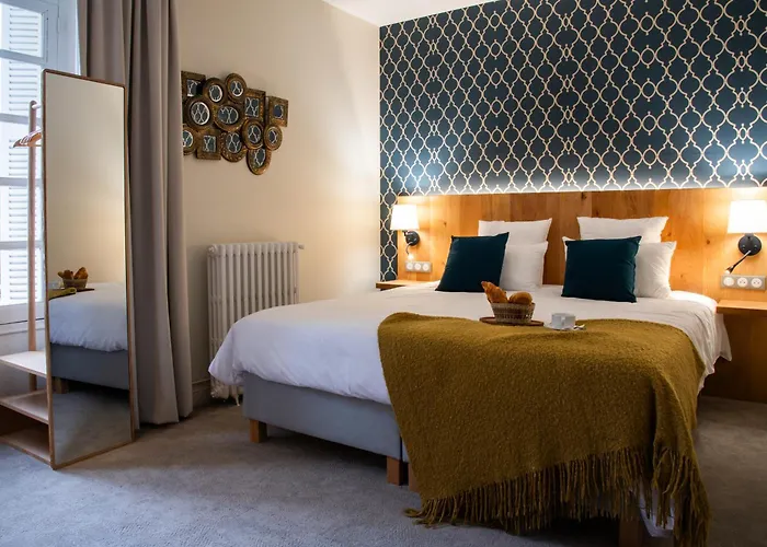 Chateau De Roques 酒店 Teilhet (Ariege)